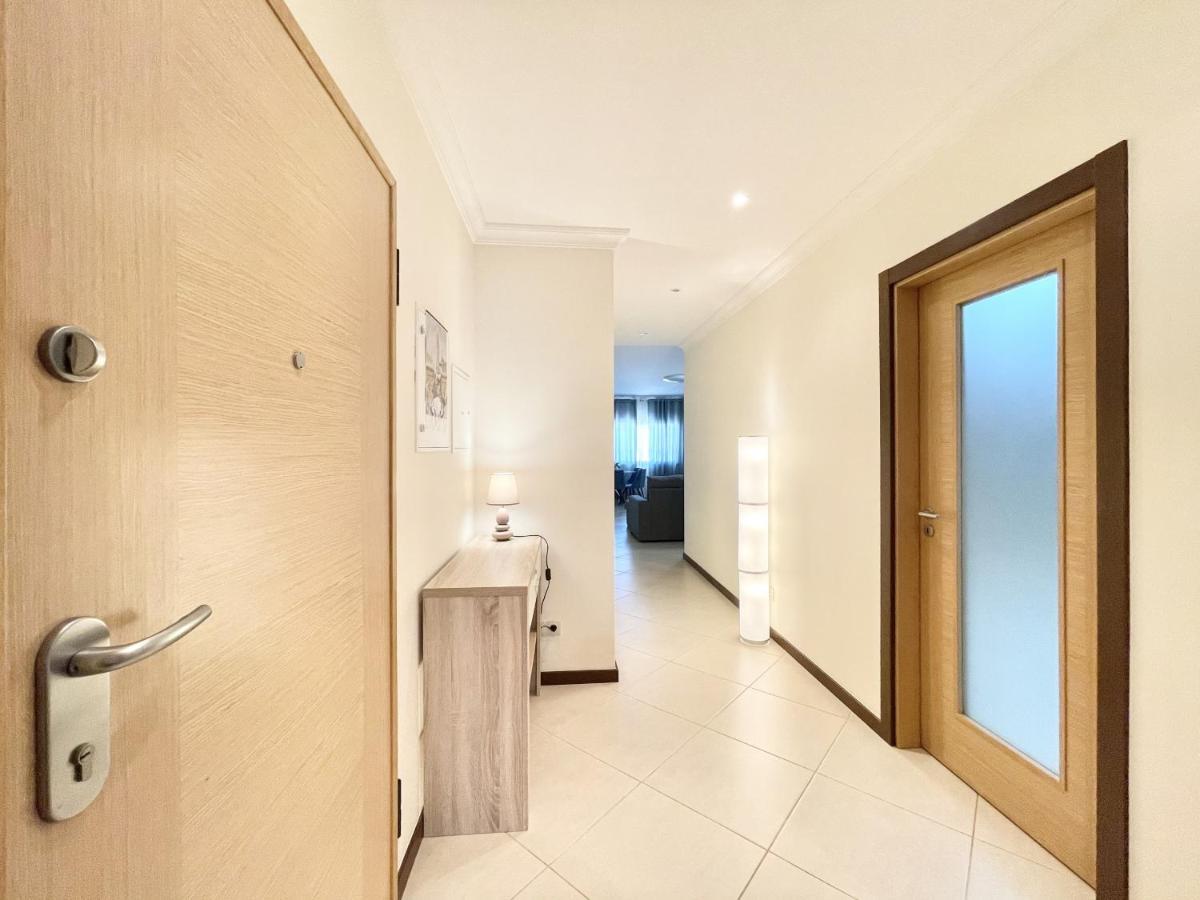 Miral 1 - 100m To The By Hd - Apartment